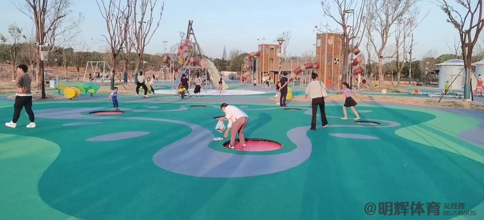 商洛公园跑道是用什么材料做成的